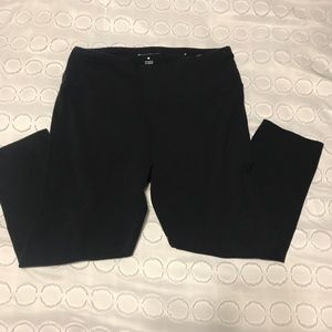 3 for $12 Bundle Item: Black Cropped Leggings